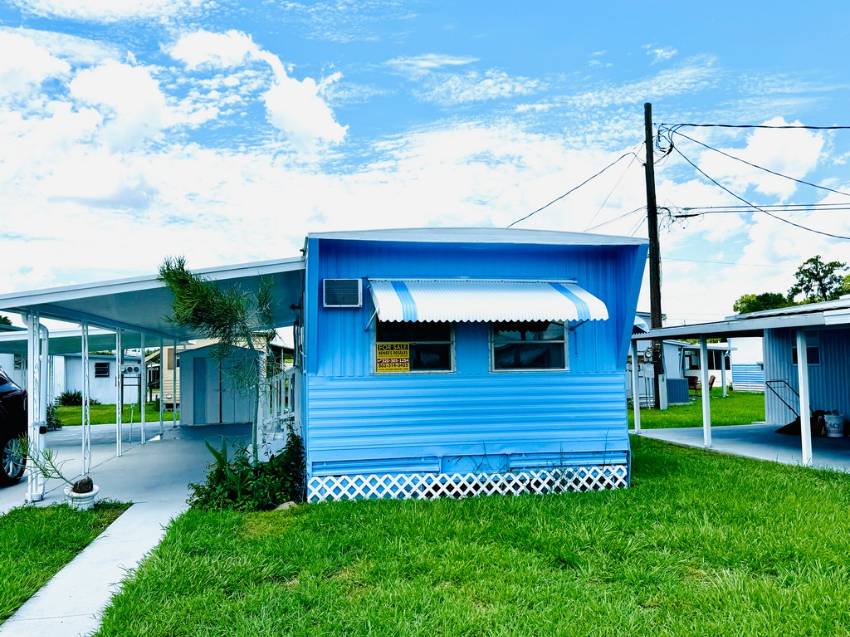 537 Empire Ave a Lakeland, FL Mobile or Manufactured Home for Sale